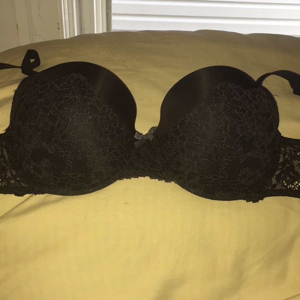 BNWOT Great condition VS bra